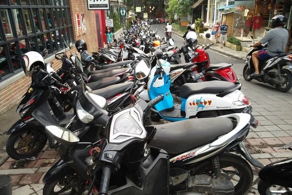 scooter-ubud-bali